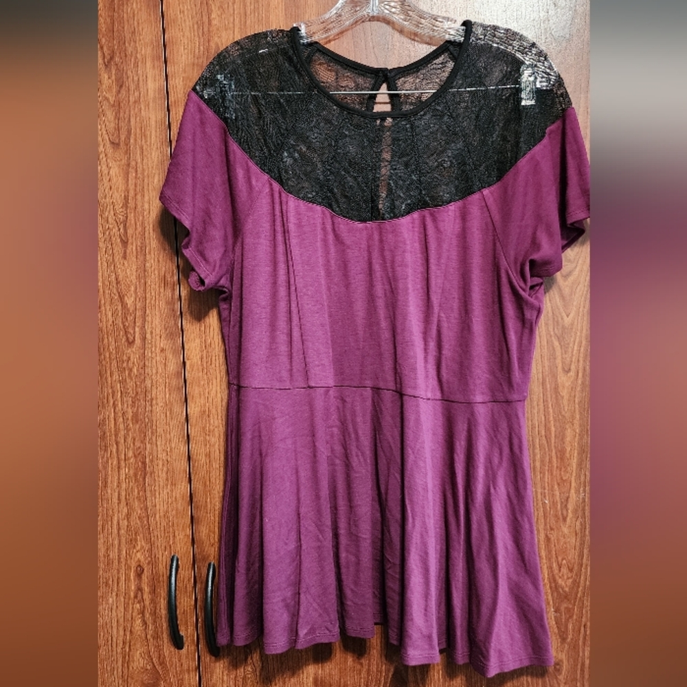 NWT peplum top